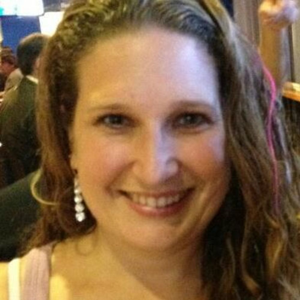 Meet your Posher, Holly